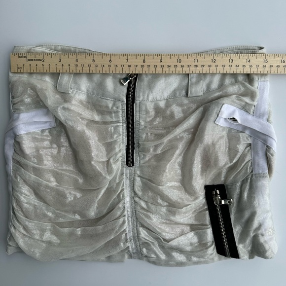 Vintage Dolce & Gabbana silver shimmer ruched sheer mini skirt size 42 (medium) - Picture 5 of 8
